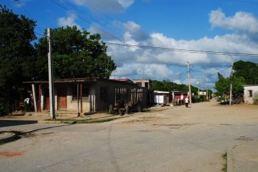 Cuba, Camagüey, November 2014 #cuba #cuban #camagüey #cubatrip #caribbean #caribbeanisland #city #cityphotography #street #streetphotography…