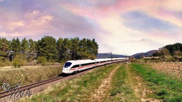 Train spotting Parsberg #germany #bavaria #Upper_Palatinate #visitbavaria #parsberg #iphone_photography #beautiful #trainspotter_europe #lok #züge #railway&hellip;