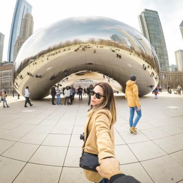 Con la mejor compañía del mundo ‍️‍️ #labluekombi #followmeto #gopro #milleniumpark #cloudgate #travelrepost #youtubers&hellip;