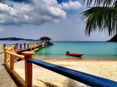PERENTHIAN B E S A R #love #travel #instagood #photooftheday #beautiful #malaysia #perenthianbesar #pulaubesar&hellip;