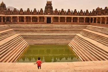 ಭೋಗ ನಂದೀಶ್ವರ ದೇವಾಲಯ Bhoga Nandeeshwara Temple  Dedicated to Shiva, this Hindu temple located in…